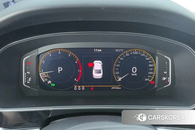 Volkswagen Passat id 4235906 из Китая 17