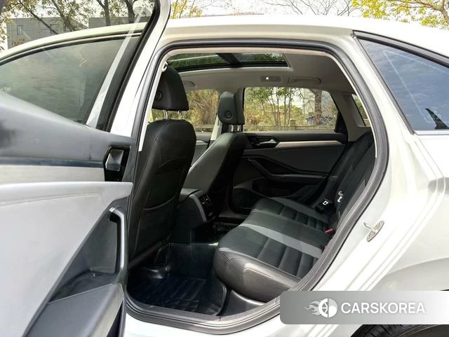 Volkswagen Sagitar id 4313466 из Китая 10