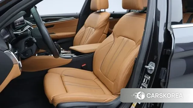 BMW 5 Series (G30) id 3499154 из Кореи 20