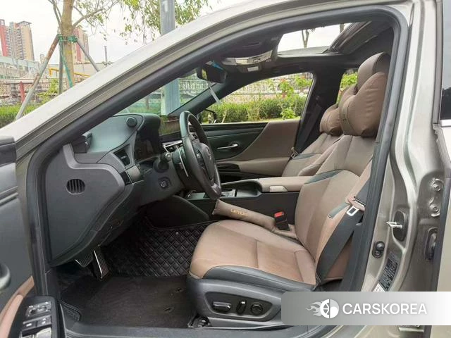 Lexus ES id 4314269 из Китая 17