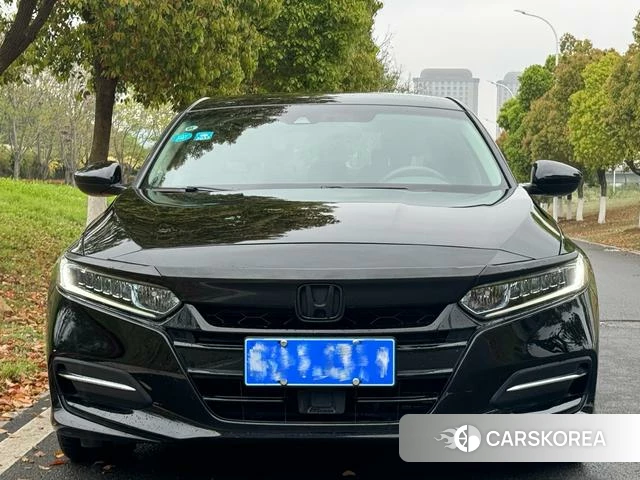 Honda Accord id 4209725 из Китая 18