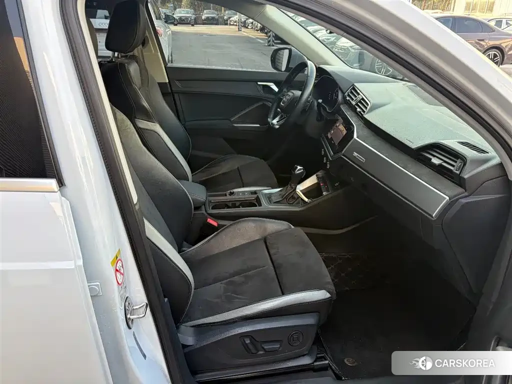 Audi Q3 id 4629657 из Китая 17