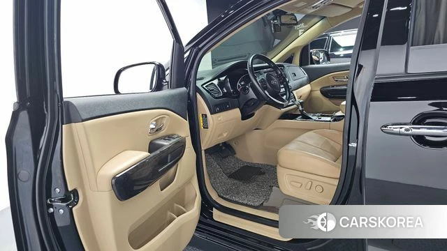 Kia The New Carnival id 4595595 из Кореи 20