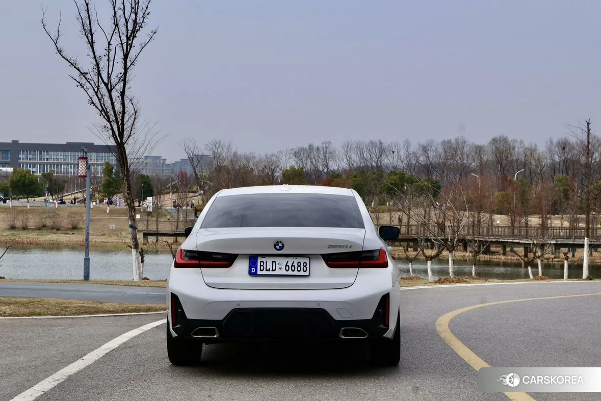 BMW 3 series id 4492992 из Китая 18