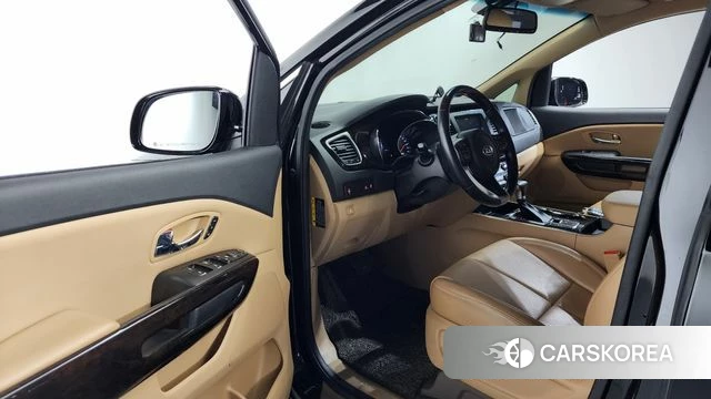 Kia The New Carnival id 3924624 из Кореи 20