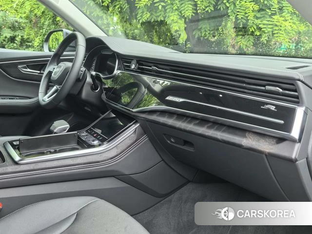 Audi Q8 id 4333894 из Китая 23