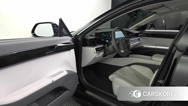 Hyundai Grandeur Hybrid (GN7) id 4696604 из Кореи 36