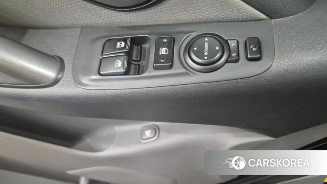 Hyundai The New Grand Starex id 4446416 из Кореи 20