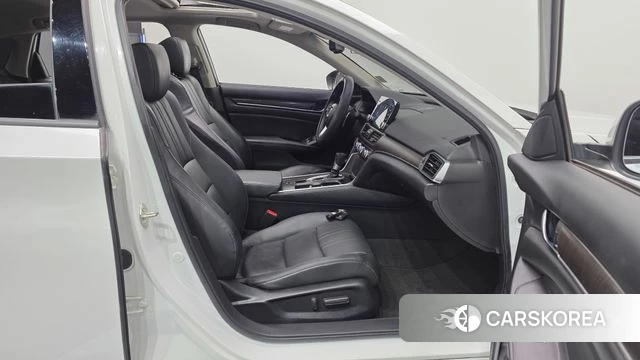 Honda Accord 10th Generation id 3880027 из Кореи 20