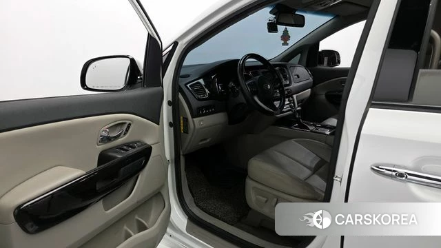 Kia The New Carnival id 4417282 из Кореи 31