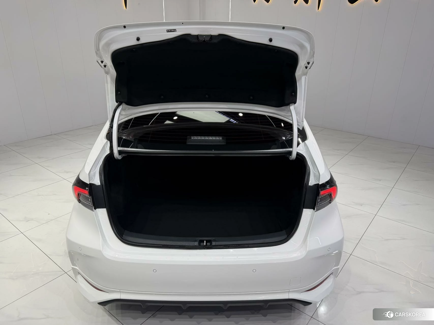 Toyota Corolla id 4467951 из Китая 22