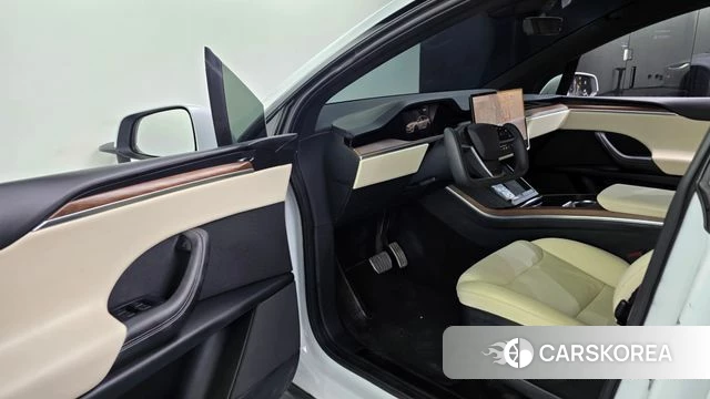 Tesla Model X id 4847937 из Кореи 35