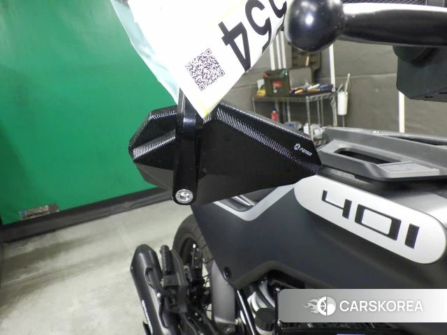 Husqvarna SVARTPILEN 401 id 3939697 из Японии 35