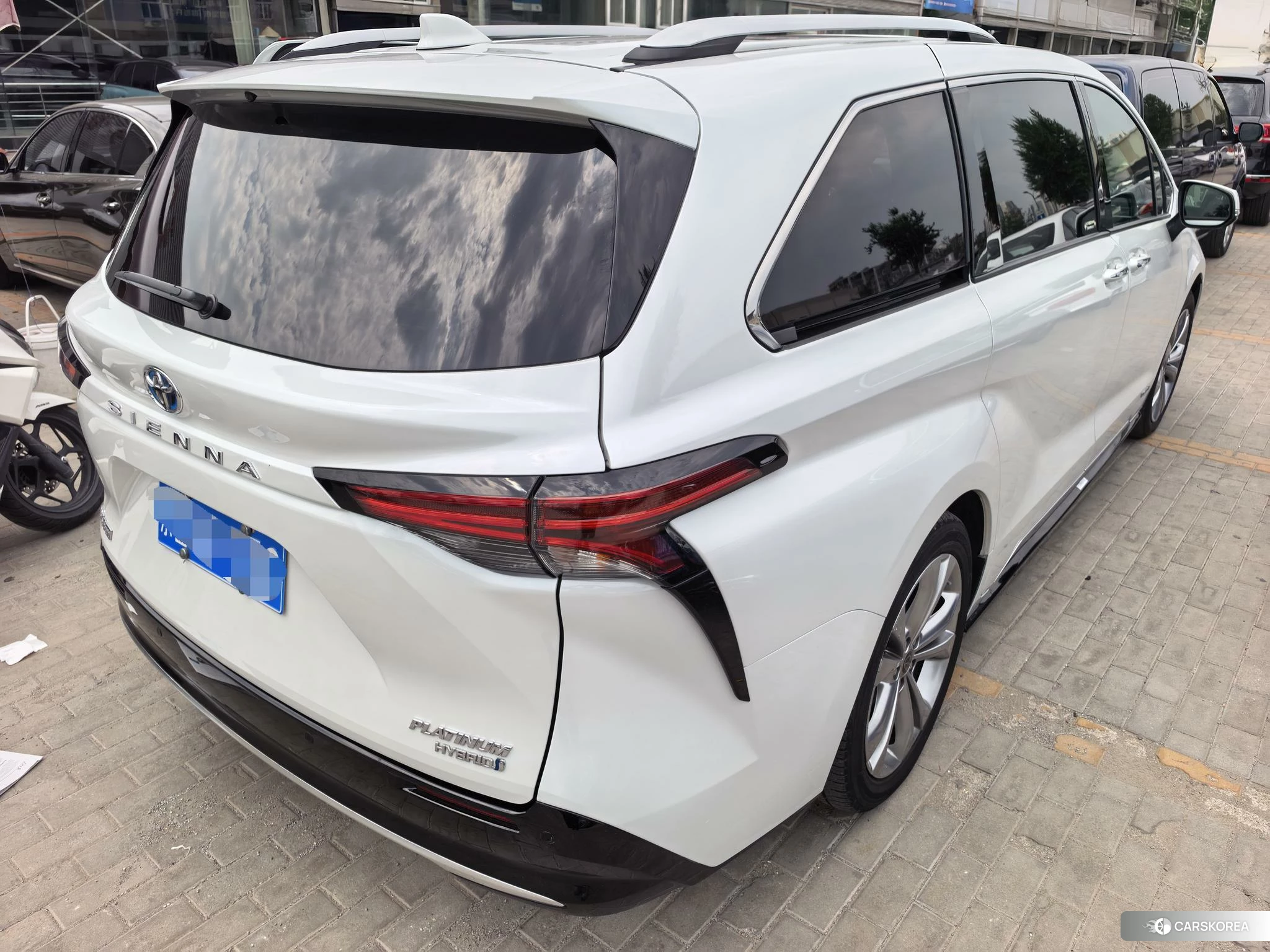 Toyota Saina id 4492740 из Китая 18