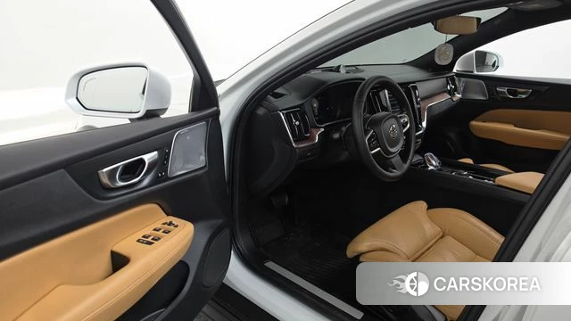 Volvo V60 Cross-Country 2nd Generation id 4571298 из Кореи 36