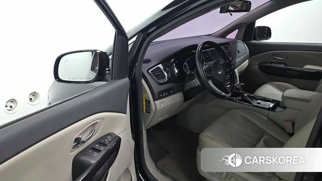 Kia The New Carnival id 4483237 из Кореи 20
