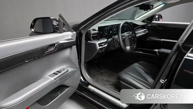 Hyundai Grandeur (GN7) id 3696599 из Кореи 20