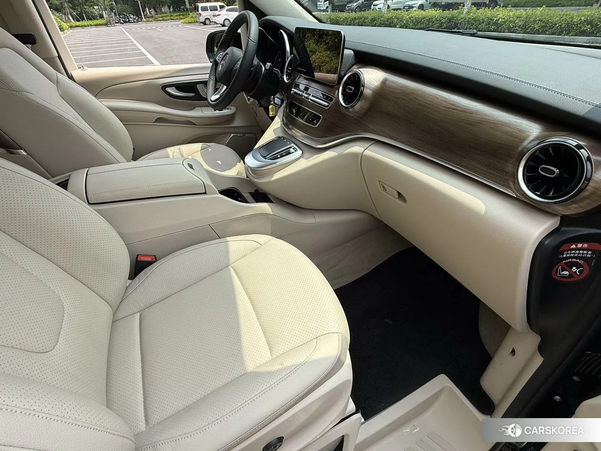 Mercedes-Benz V-Class id 4513651 из Китая 18