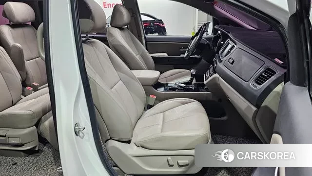 Kia The New Carnival id 3009322 из Кореи 20