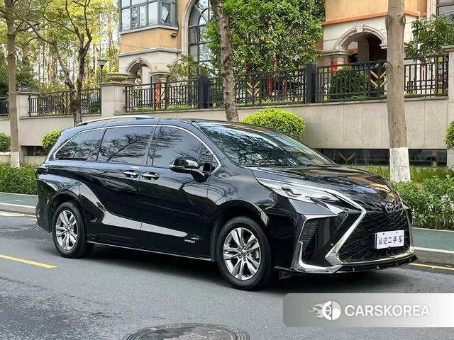 Toyota Saina id 4274596 из Китая 14
