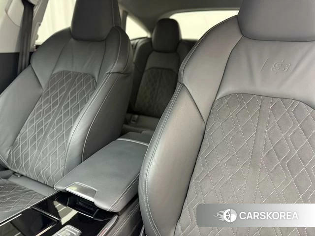 Audi S7 id 4261162 из Китая 10