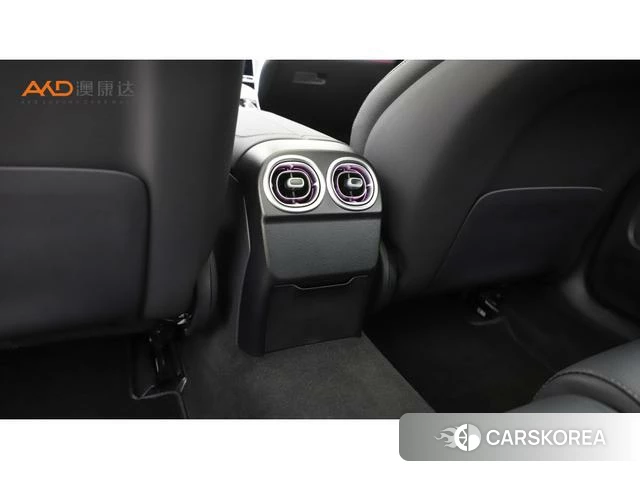 Mercedes-Benz Class C id 4297902 из Китая 10