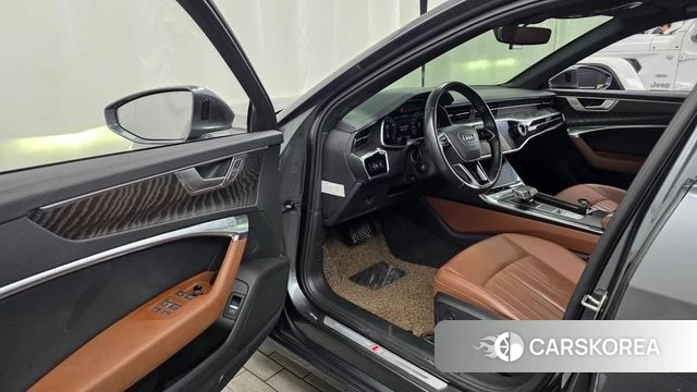 Audi A6 (C8) id 4609800 из Кореи 33