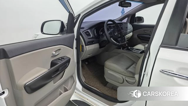 Kia The New Carnival id 4943952 из Кореи 30