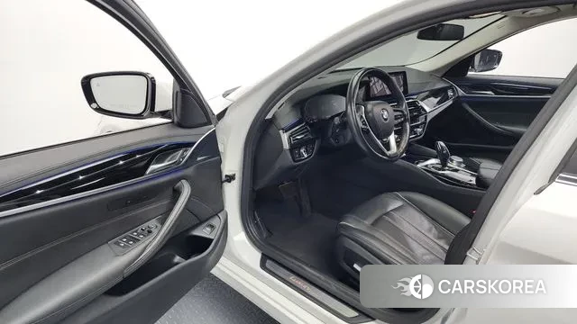 BMW 5 Series (G30) id 3417707 из Кореи 20