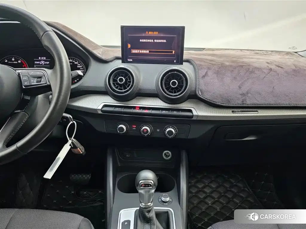 Audi Q2L id 4565442 из Китая 16