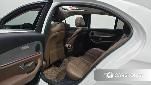Mercedes-Benz E-Class W213 id 3894295 из Кореи 20
