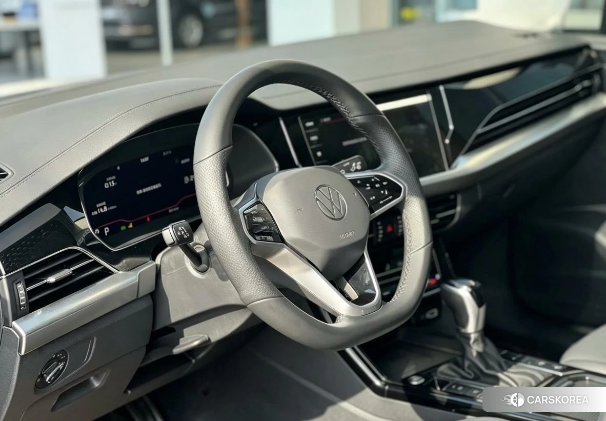 Volkswagen Passat id 4419358 из Китая 15