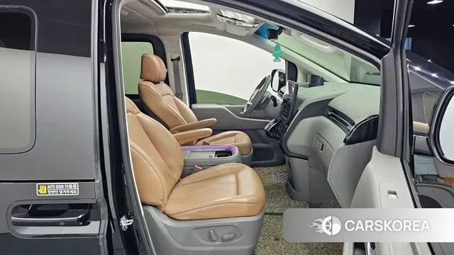 Hyundai Staria id 3517724 из Кореи 20