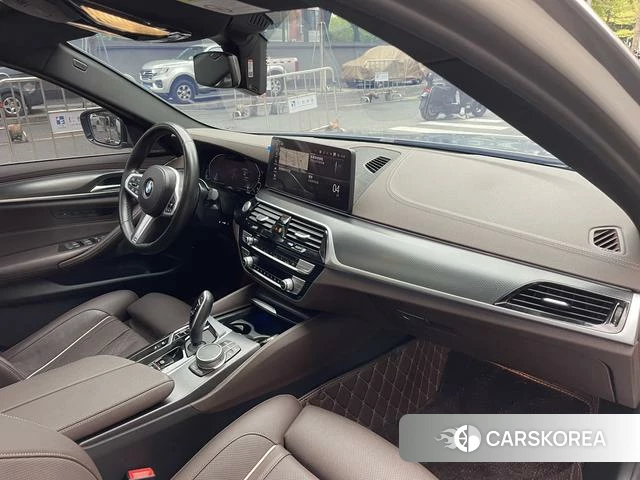 BMW 5 series PHEV id 4278436 из Китая 18