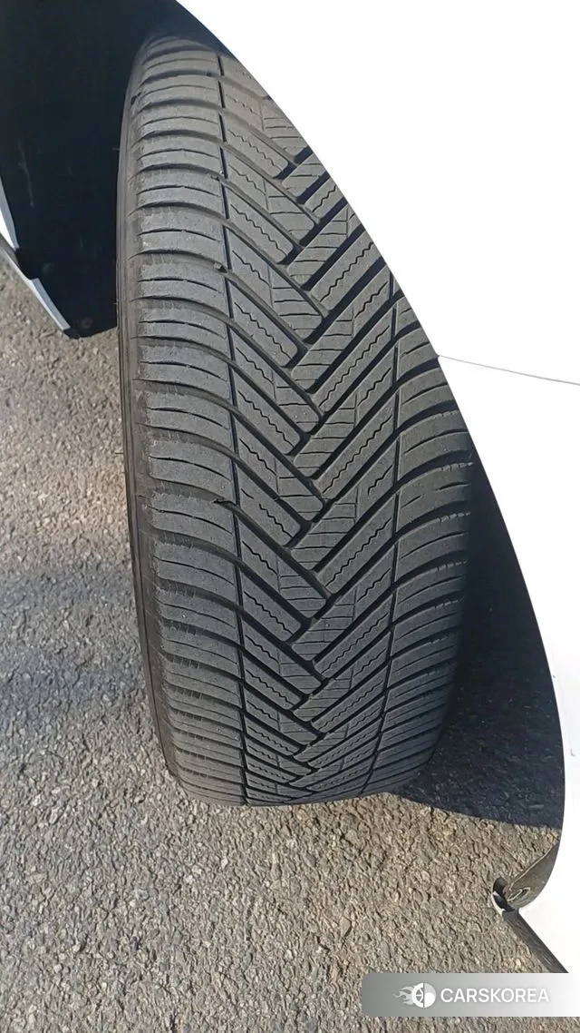 Hyundai Grandeur (GN7) id 3758023 из Кореи 11