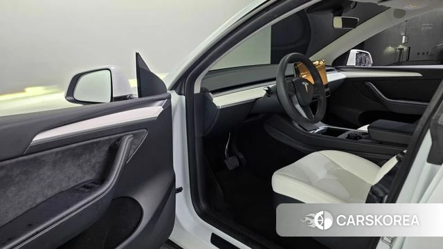 Tesla Model Y id 4749409 из Кореи 35