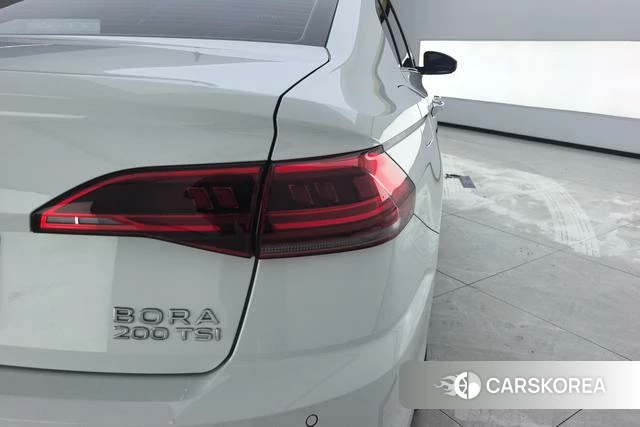 Volkswagen Bora id 3908886 из Китая 16