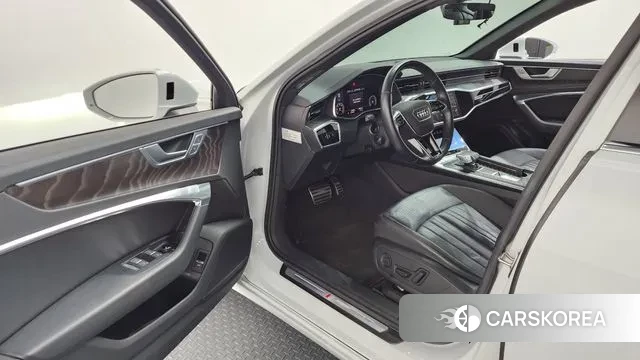 Audi A6 (C8) id 3765817 из Кореи 20