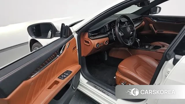 Maserati Quattroporte id 3037583 из Кореи 20