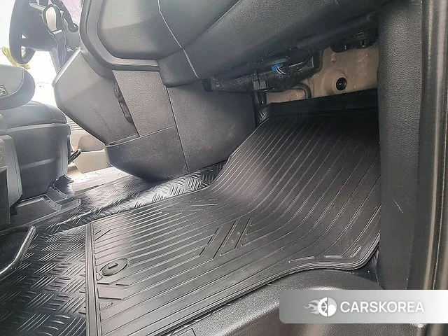 Hyundai Staria id 3871381 из Кореи 20