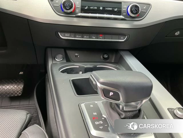 Audi A4L id 4271840 из Китая 12