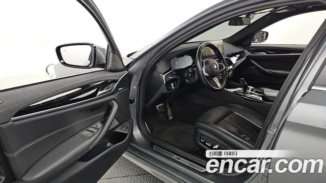 BMW 5 Series (G30) id 2676771 из Кореи 20