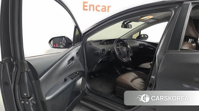 Toyota Prius 4th Generation id 4683987 из Кореи 20