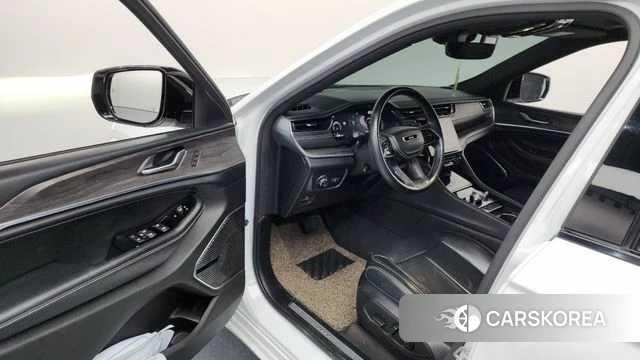 Jeep Grand Cherokee (WL) id 4561862 из Кореи 20