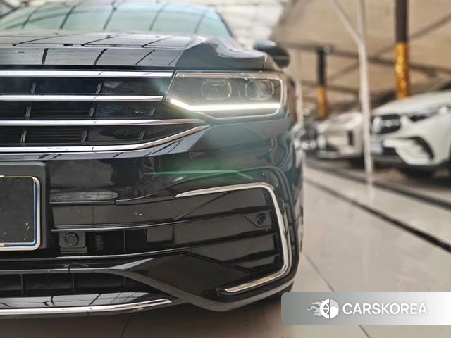 Volkswagen Tiguan L id 4258565 из Китая 10