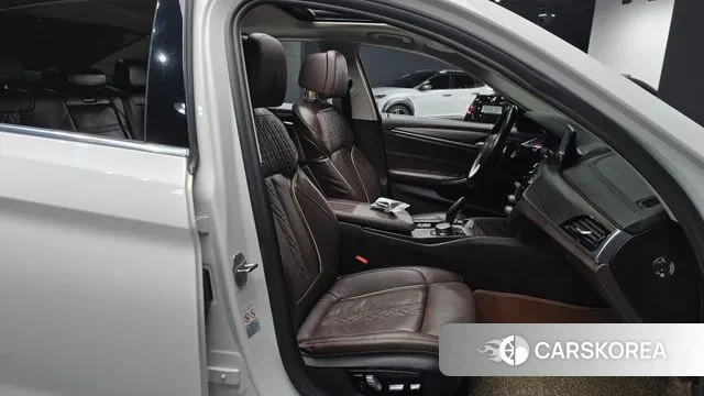 BMW 5 Series (G30) id 3396996 из Кореи 20