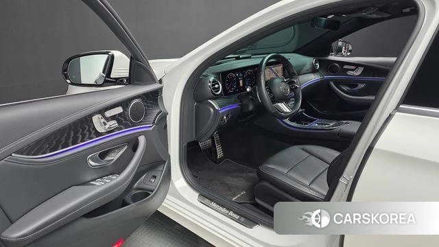Mercedes-Benz E-Class W213 id 4580617 из Кореи 33