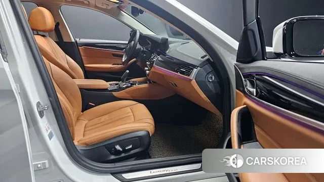 BMW 5 Series (G30) id 3350856 из Кореи 20