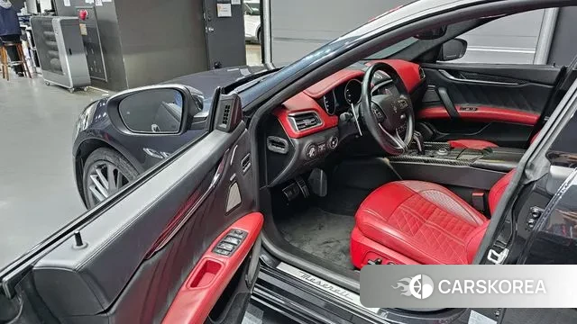 Maserati Ghibli id 3454735 из Кореи 20