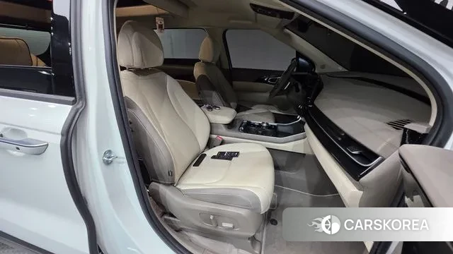 Kia The New Carnival 4th Generation id 3179904 из Кореи 20